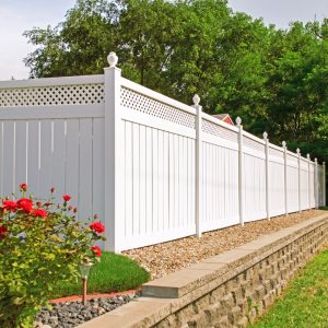 White fencing in Florida